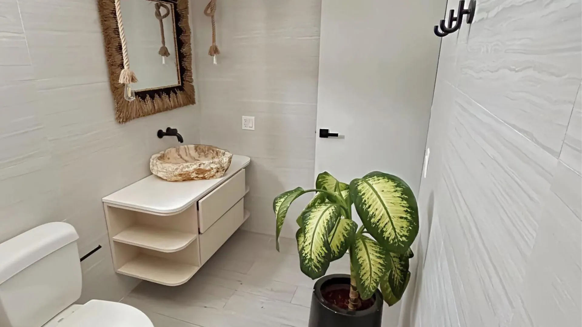 Bali Posh Hotel Pr, Isla Verde Carolina