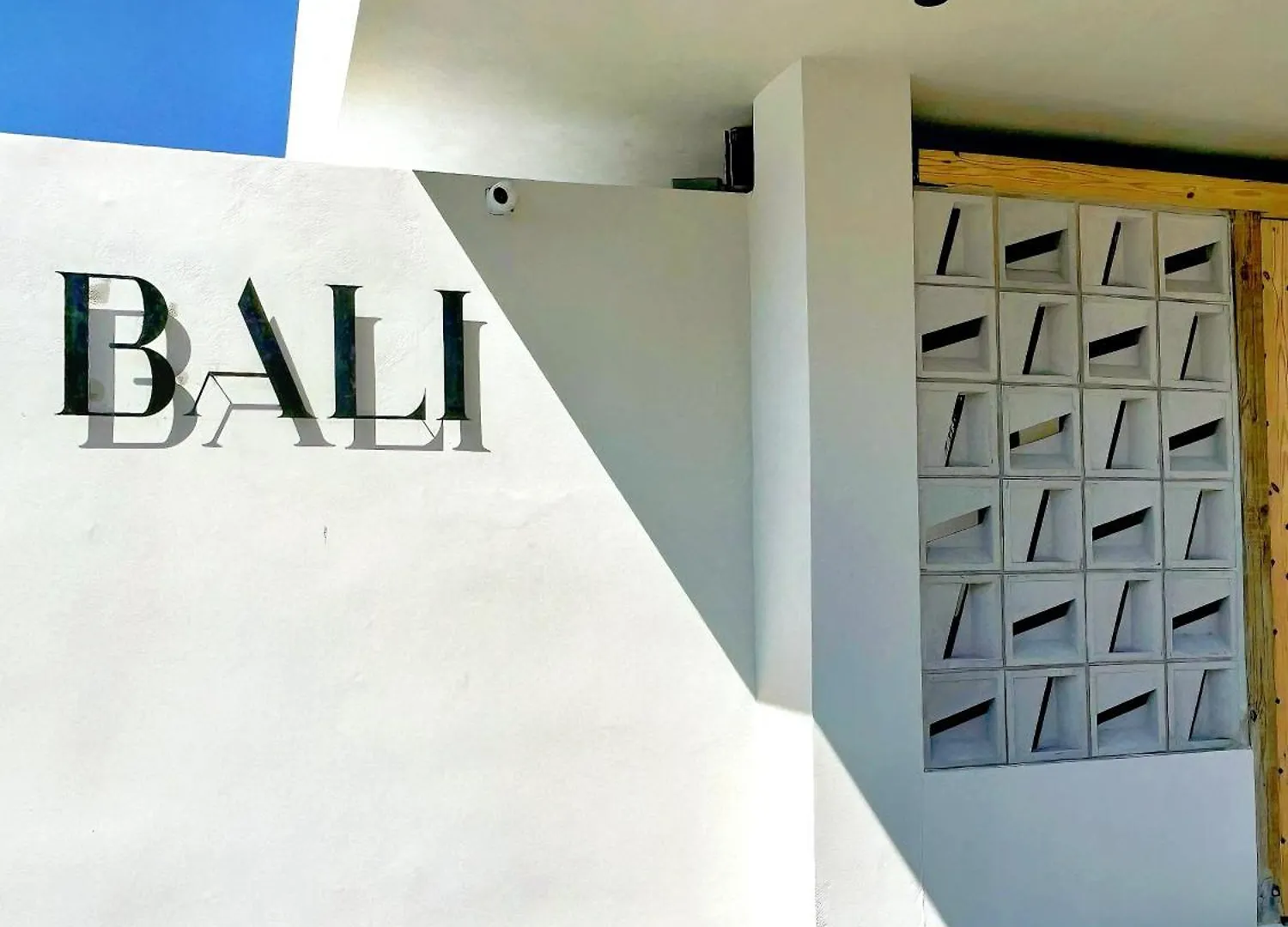 Bali Posh Hotel Pr, Isla Verde Carolina